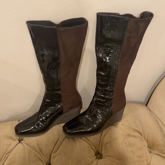 Donald J pliner brown suede and patent leather wedge boots size 7.5